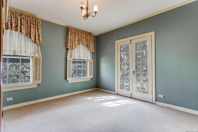 131 Mary D, San Antonio, TX 78209