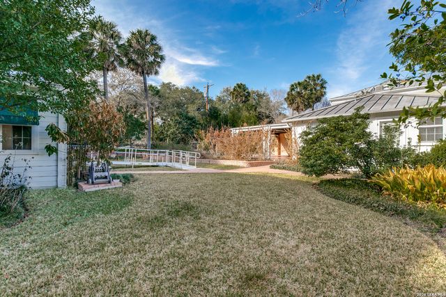 131 Mary D, San Antonio, TX 78209