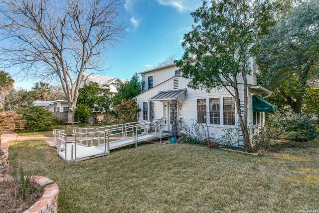 131 Mary D, San Antonio, TX 78209