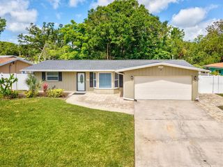 1390 S HILLCREST AVENUE, Clearwater, FL 33756