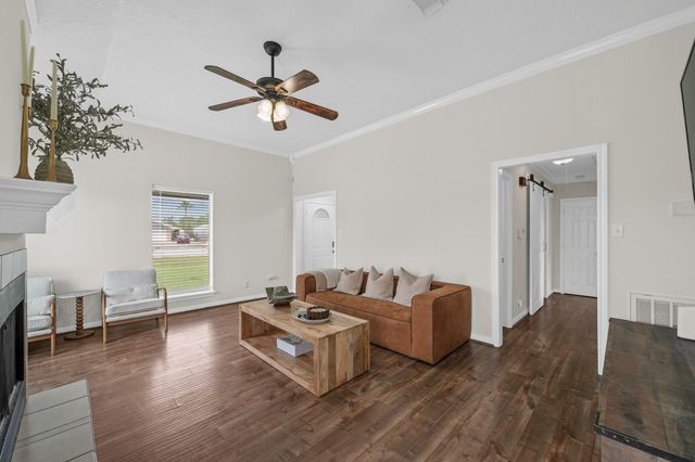3603 Lone Pine Drive, Santa Fe, TX 77510