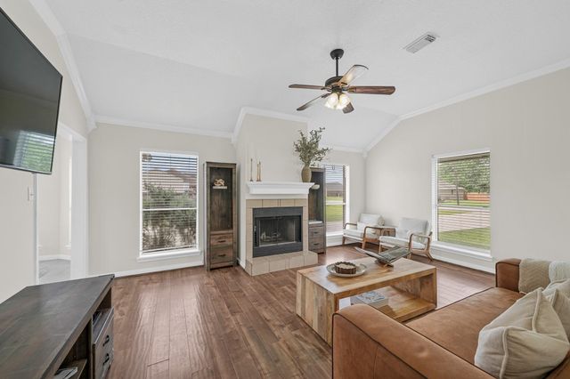 3603 Lone Pine Drive, Santa Fe, TX 77510