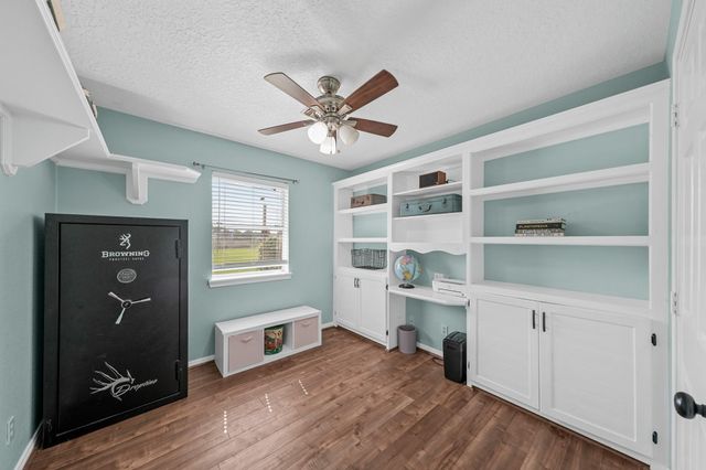 3603 Lone Pine Drive, Santa Fe, TX 77510