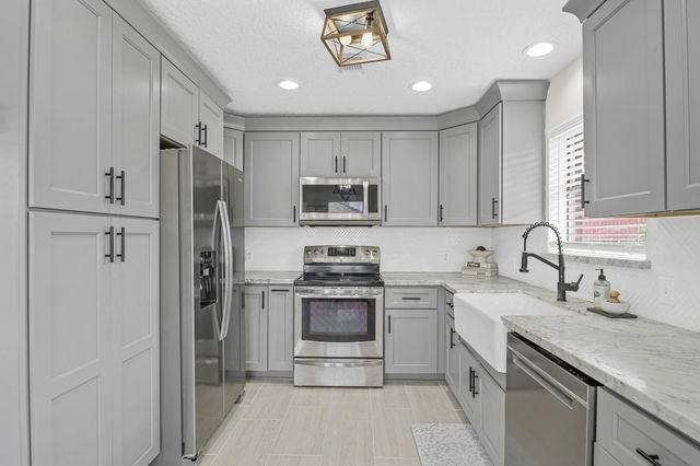 3603 Lone Pine Drive, Santa Fe, TX 77510