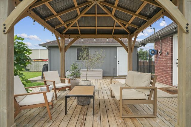3603 Lone Pine Drive, Santa Fe, TX 77510