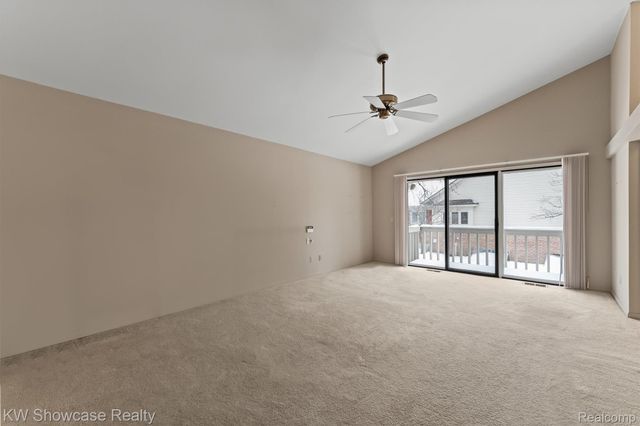 6933 Pebble Park Circle 83, West Bloomfield Charter Township, MI 48322
