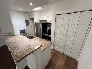 18336 NW 68th Ave E, Hialeah, FL 33015