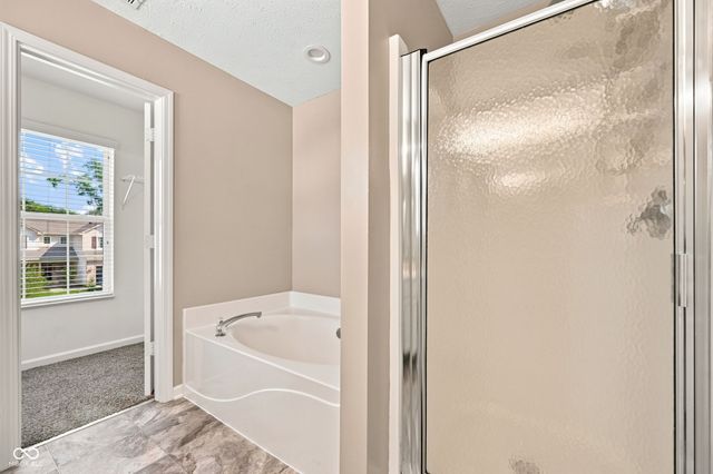 10695 Trailwood Drive, Fishers, IN 46038