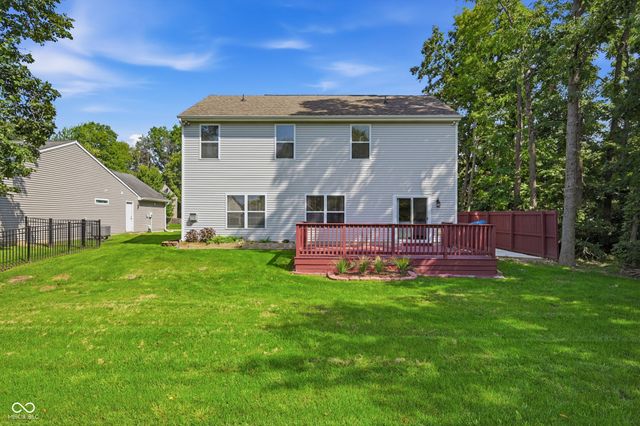 10695 Trailwood Drive, Fishers, IN 46038