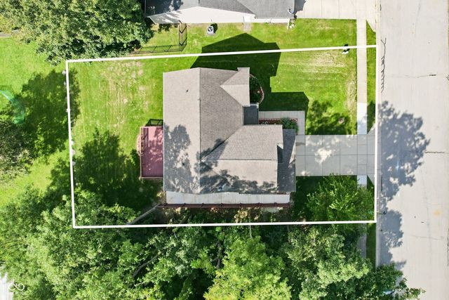 10695 Trailwood Drive, Fishers, IN 46038