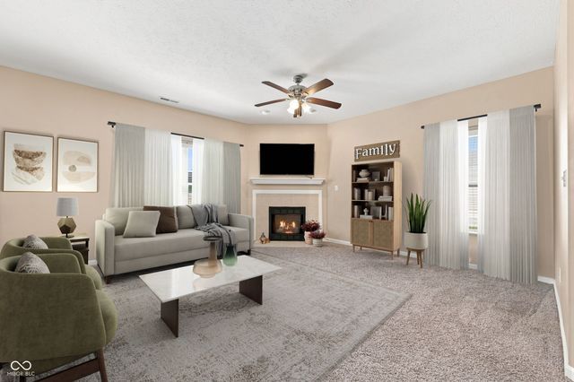 10695 Trailwood Drive, Fishers, IN 46038