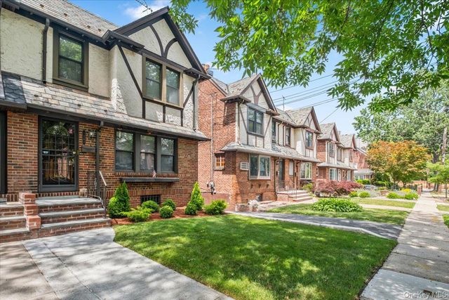 1241 Rhinelander Avenue, Bronx, NY 10461