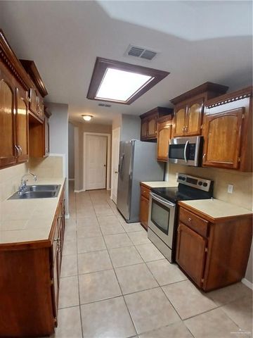 3216 Ginger Avenue, Edinburg, TX 78539