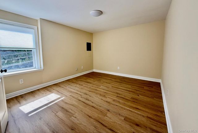 61 South, Warwick, NY 10990