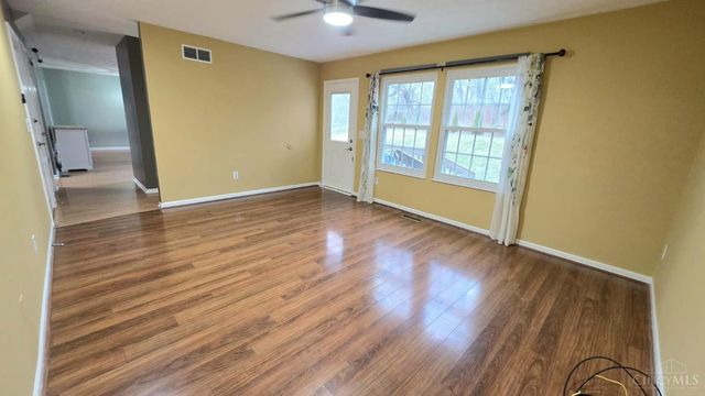 5670 Villas Creek Drive, Mason, OH 45040