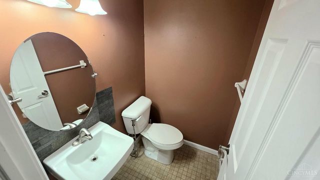 5670 Villas Creek Drive, Mason, OH 45040