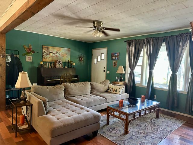 94 Hillcrest Road, Mammoth Spring, AR 72554