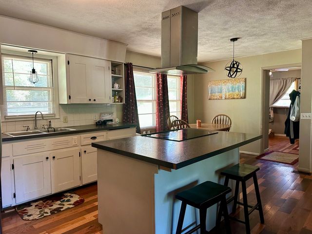 94 Hillcrest Road, Mammoth Spring, AR 72554