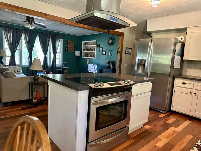 94 Hillcrest Road, Mammoth Spring, AR 72554