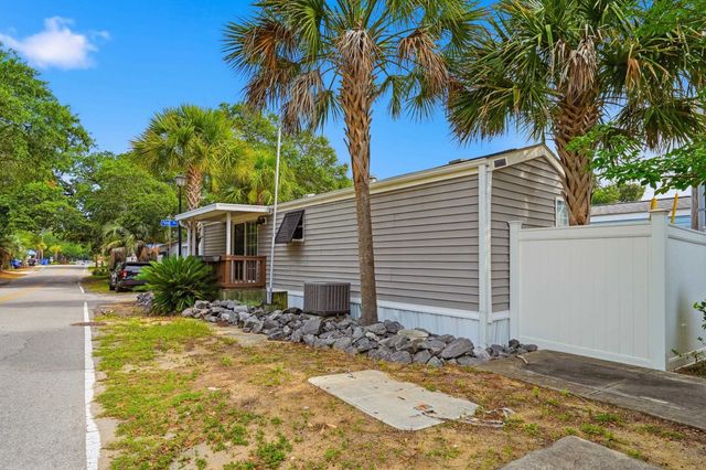 414 2nd Ave. S, Myrtle Beach, SC 29577