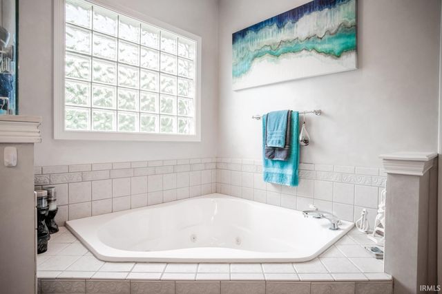 4524 E Foxmoor Lane, Lafayette, IN 47905
