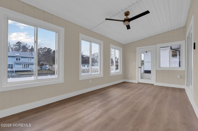 684 Brookside Drive, Toms River, NJ 08753