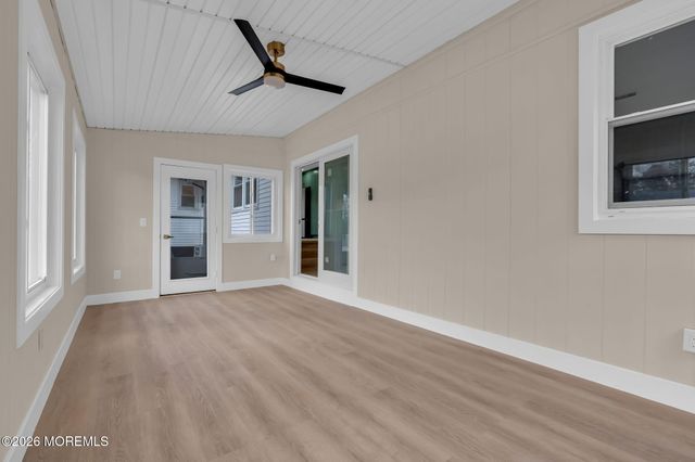 684 Brookside Drive, Toms River, NJ 08753