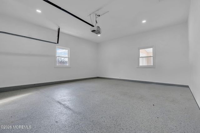 684 Brookside Drive, Toms River, NJ 08753