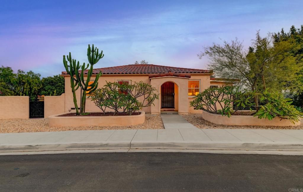 Image 36 of property listing at 4365 Aragon Way, San Diego, CA 92115