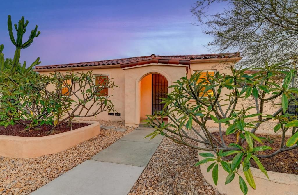 Image 37 of property listing at 4365 Aragon Way, San Diego, CA 92115