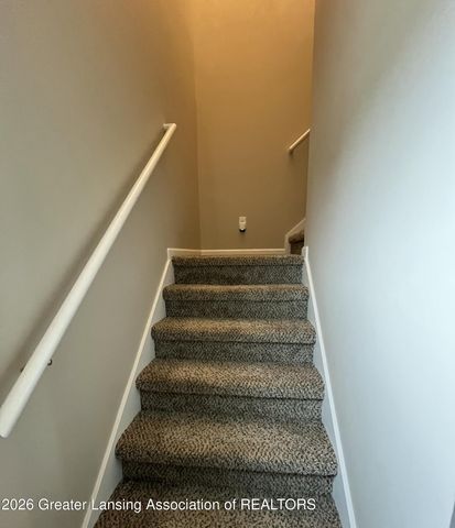 422 Oakwood Drive, Charlotte, MI 48813