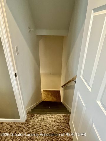 422 Oakwood Drive, Charlotte, MI 48813