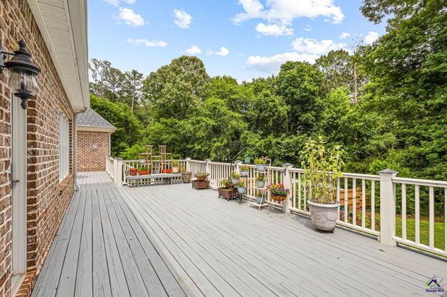 105 Steeplechase Run, Warner Robins, GA 31088