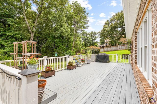 105 Steeplechase Run, Warner Robins, GA 31088