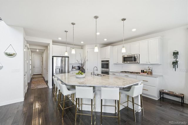 23199 E Narrowleaf Drive, Aurora, CO 80016