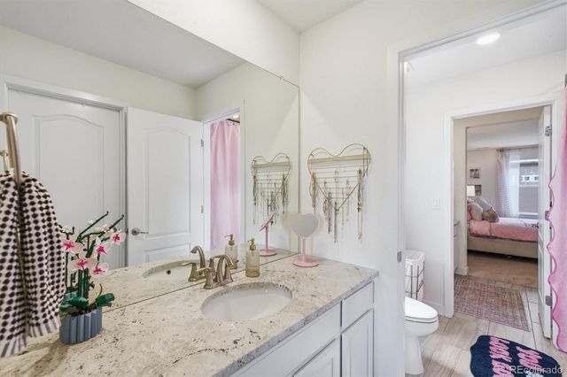 23199 E Narrowleaf Drive, Aurora, CO 80016