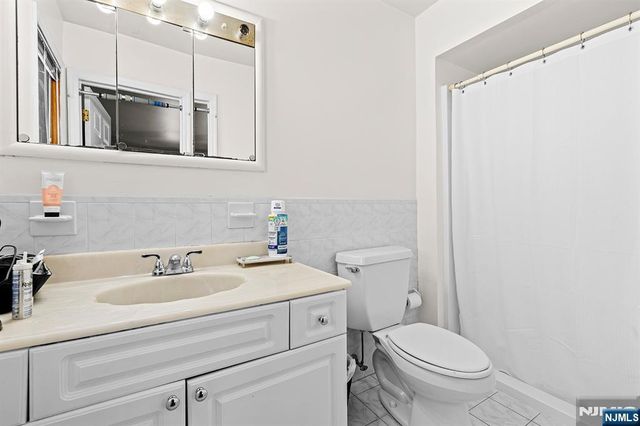 19 Cherry, Garfield, NJ 07026