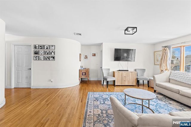 19 Cherry, Garfield, NJ 07026