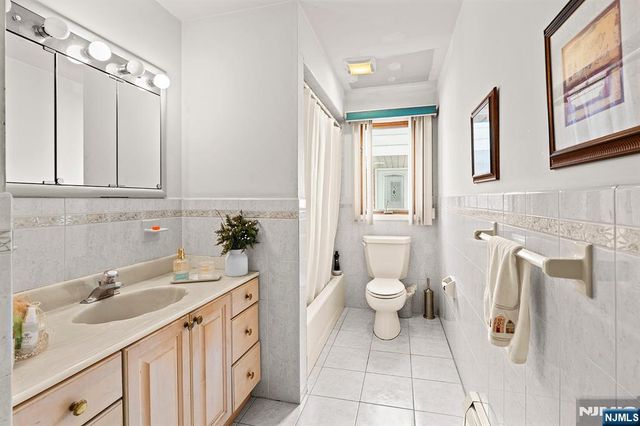 19 Cherry, Garfield, NJ 07026