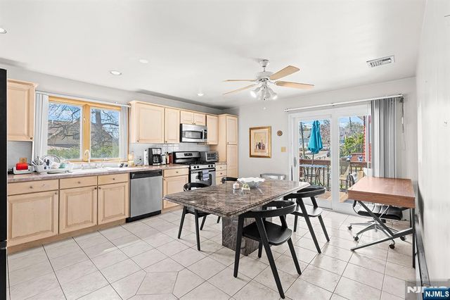 19 Cherry, Garfield, NJ 07026