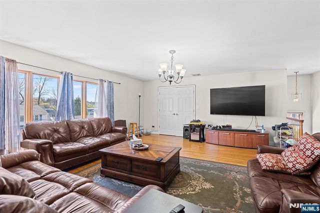 19 Cherry, Garfield, NJ 07026