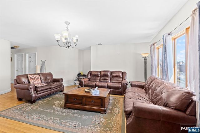 19 Cherry, Garfield, NJ 07026