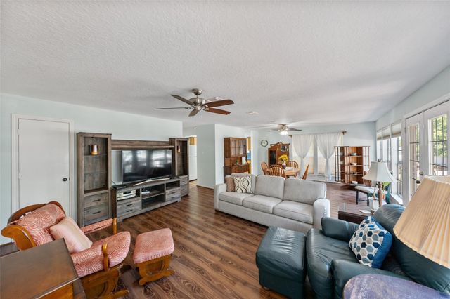 14219 Shadow Bay Drive J, Willis, TX 77318