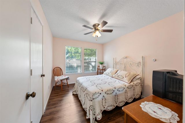 14219 Shadow Bay Drive J, Willis, TX 77318