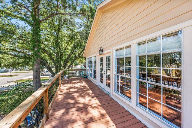 14219 Shadow Bay Drive J, Willis, TX 77318