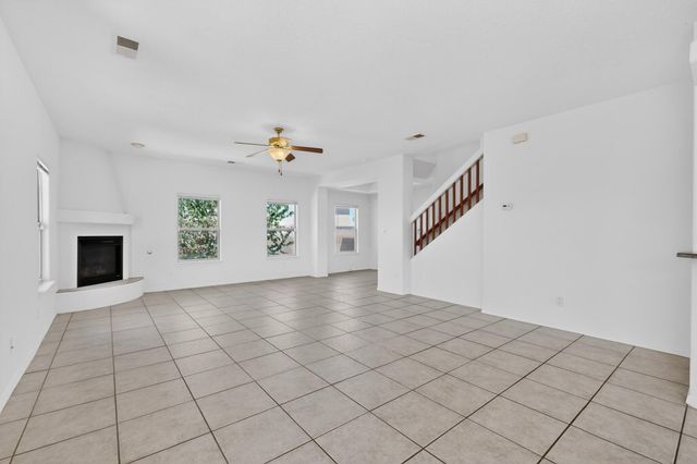 929 Loma Pinon Loop NE, Rio Rancho, NM 87144