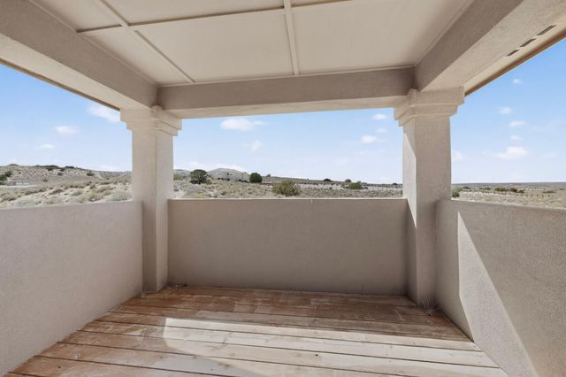 929 Loma Pinon Loop NE, Rio Rancho, NM 87144