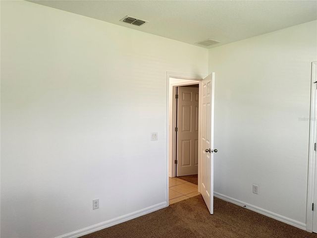477 KESTREL DRIVE, Groveland, FL 34736