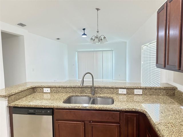 477 KESTREL DRIVE, Groveland, FL 34736