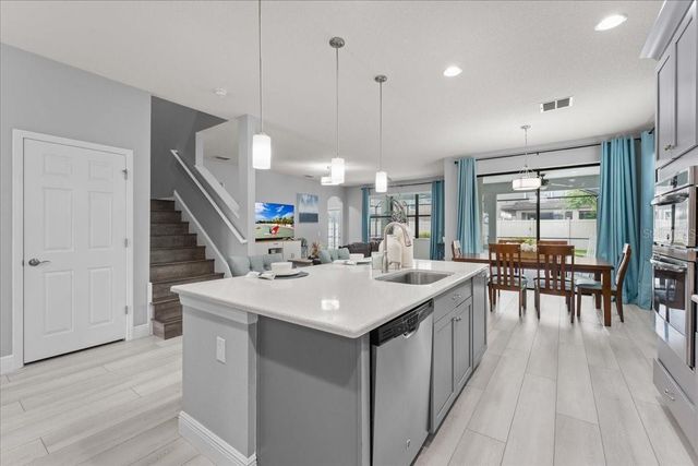 1675 FEATHER GRASS LOOP, Lutz, FL 33558